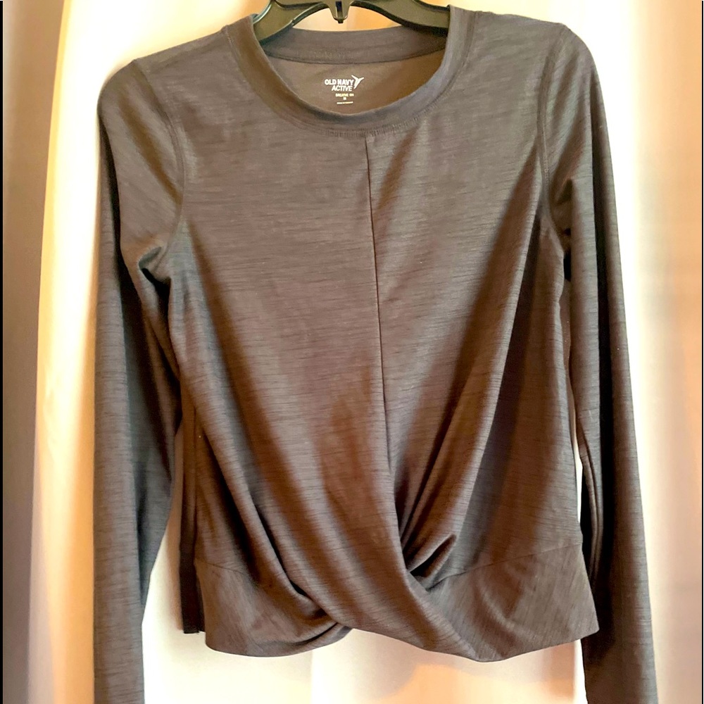 Old Navy small fitness shirt